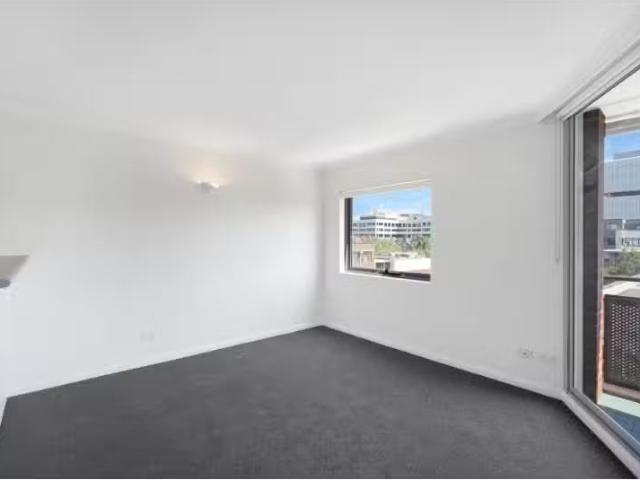 Apartment for rent in Strawberry Hills, Sydney