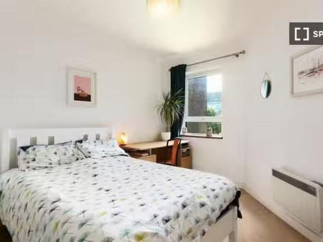 Apartment to rent in Bluebell, North Tipperary