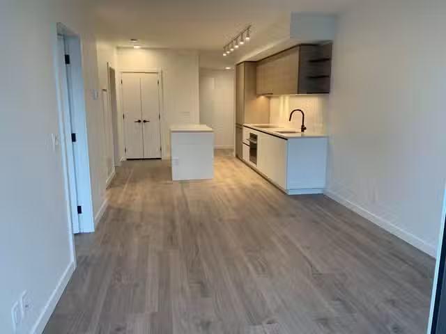 Apartment for rent in Surrey, British Columbia