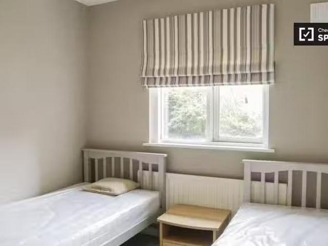House to rent in Bluebell, North Tipperary