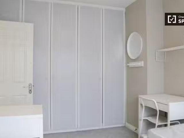 House to rent in Bluebell, North Tipperary