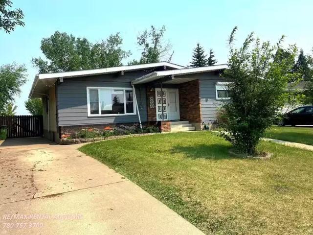 Condo for rent in Wedgewood, Alberta