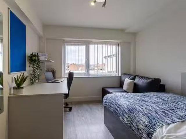Apartment for rent in St Matthew's, Old Wharf