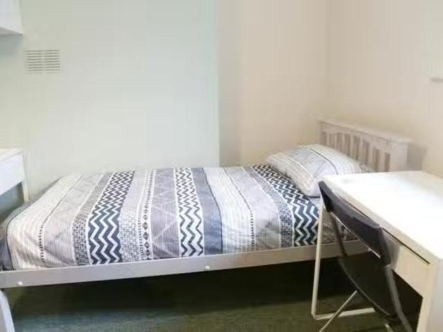 House to rent in Bluebell, North Tipperary