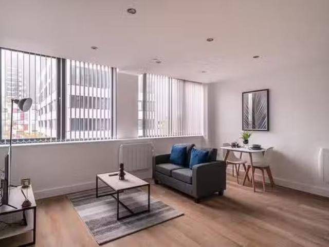 Apartment for rent in Gorse Hill, Trafford Park