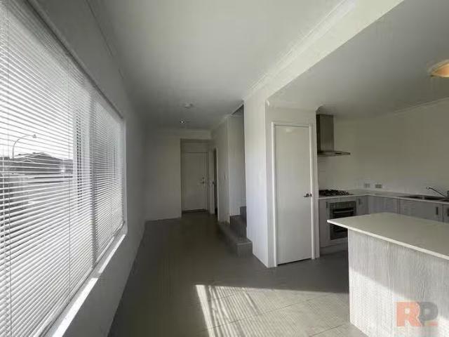 House for rent in Piara Waters, Western Australia