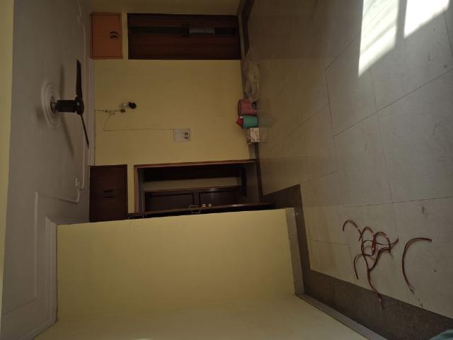 Flat for rent in East Delhi, Deri