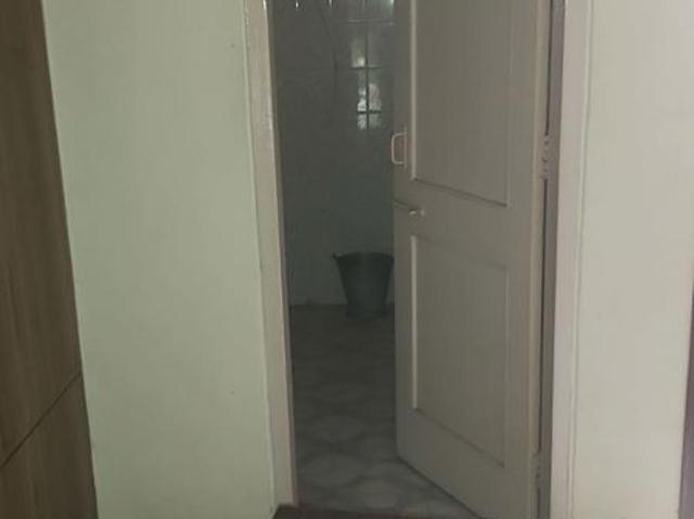 Flat for rent in Mayur Vihar, Delhi