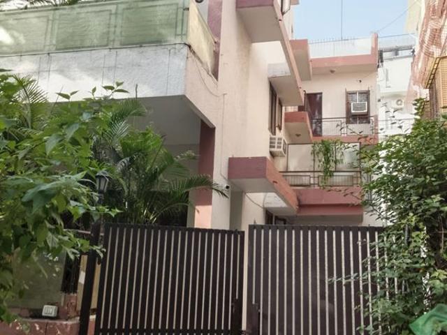 Property for rent in Green Park, Delhi