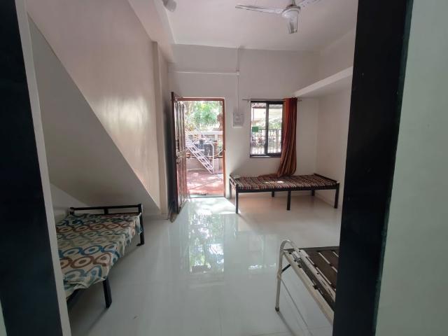 Flat for rent in Model Colony, Pune