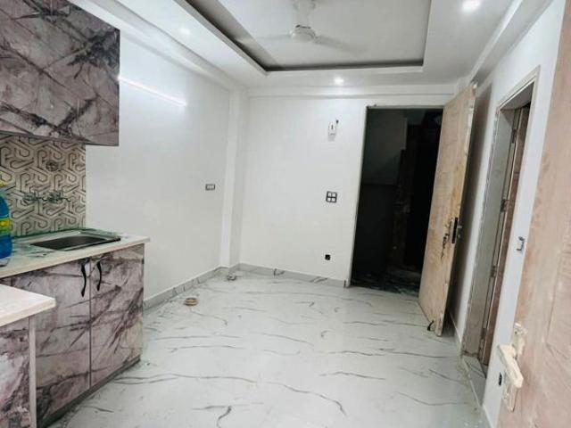 Flat for rent in South Delhi, Deri