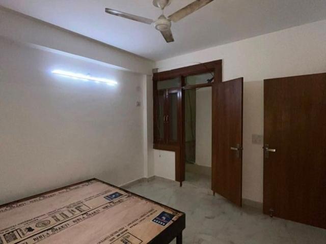 Flat for rent in South Delhi, Deri