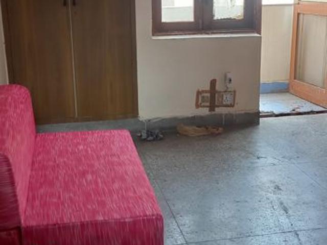 Flat for rent in Madhu Vihar, Delhi
