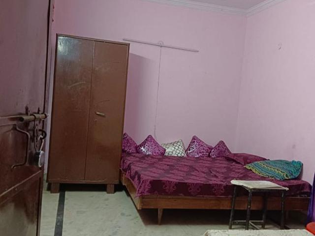 Property for rent in Deri