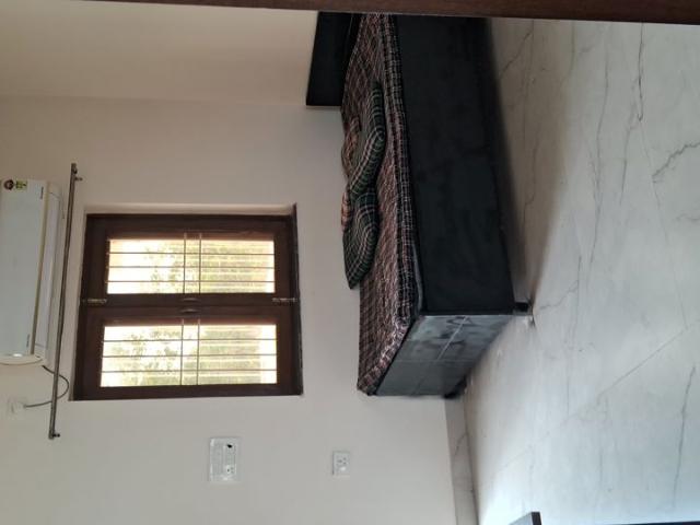 Flat for rent in Deri