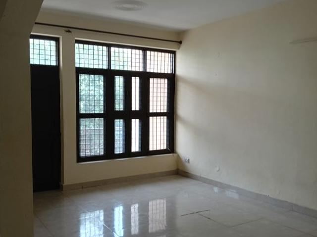 House for rent in Hariana