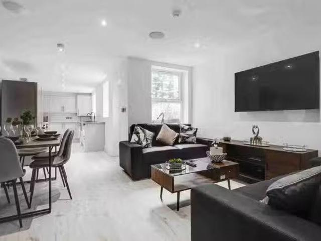 Apartment for rent in Kensington, Calderstones