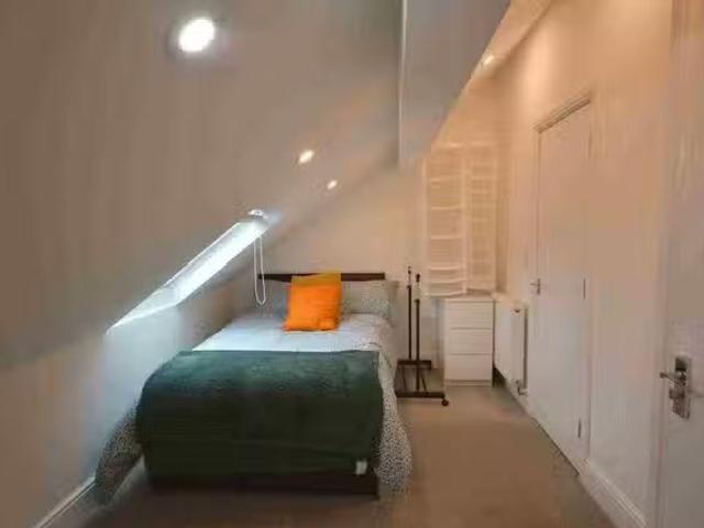 Apartment for rent in Kensington, Calderstones