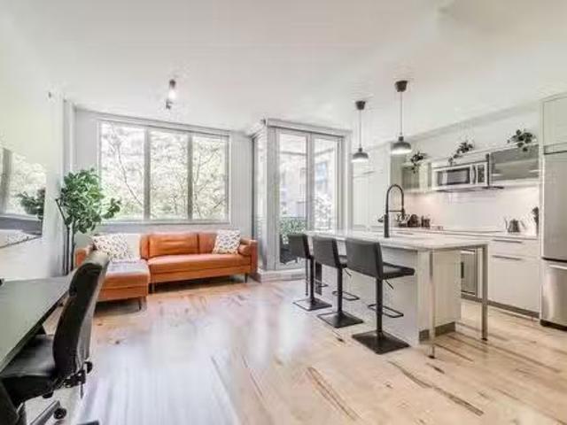 Apartment for rent in St. Leonard's, Quebec