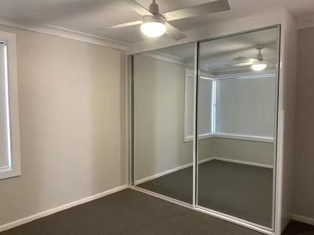 House for rent in Brisbane Grove, New South Wales