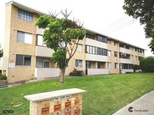 Apartment for rent in Sale, Victoria