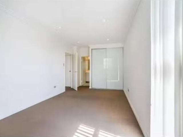 Apartment for rent in Rosehill, New South Wales