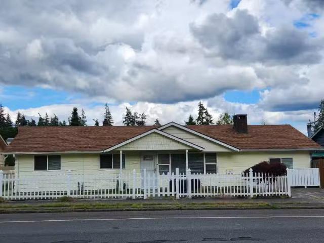 House for rent in Edmonds
