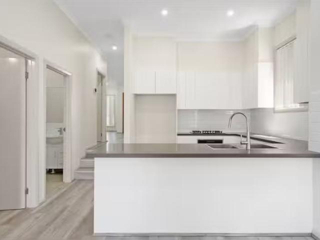 Condo for rent in Sydney, New South Wales