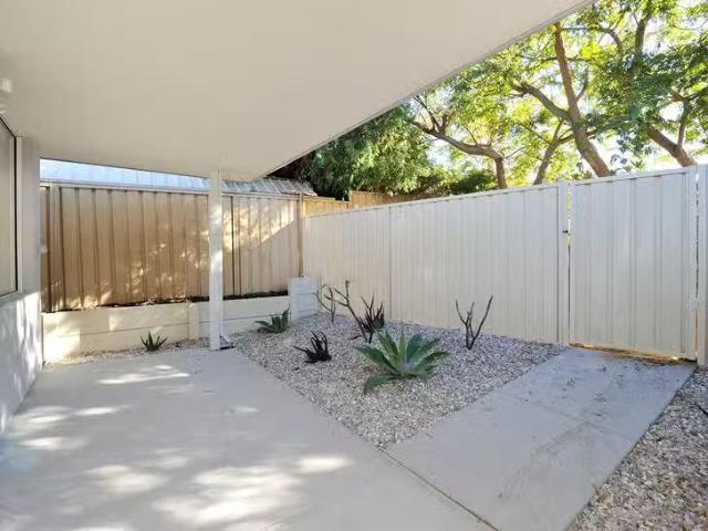 House for rent in Leda, Western Australia