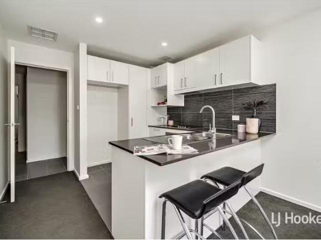 Condo for rent in Lawson, Australian Capital Territory