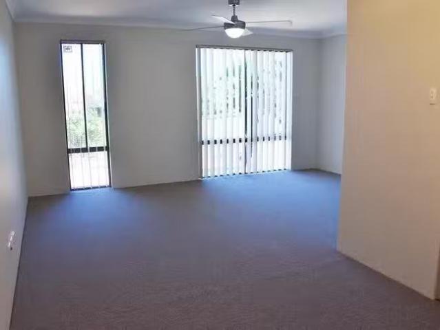 House for rent in Kardinya, Western Australia