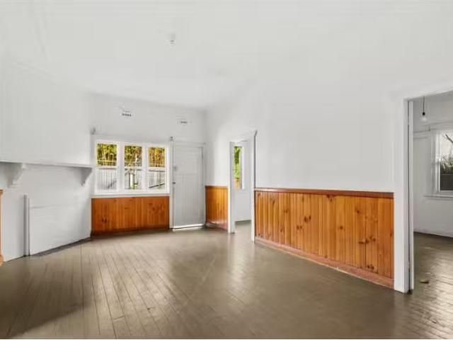 House for rent in Wollongong West, New South Wales
