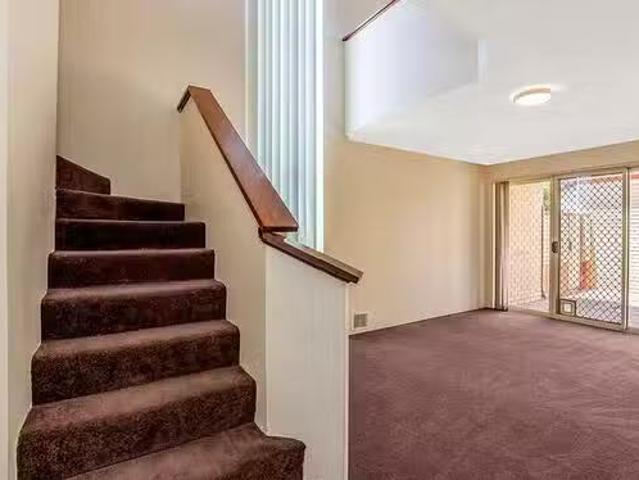House for rent in Waikiki, Western Australia