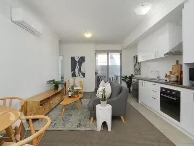 Apartment for rent in North Coogee, Western Australia