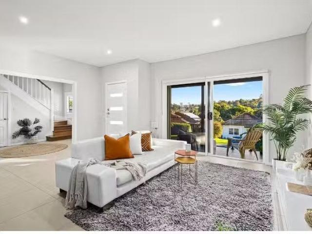 House for rent in Wollongong West, New South Wales