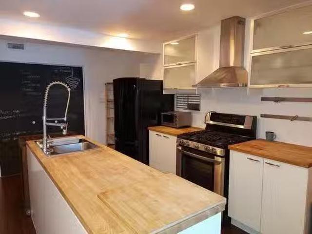 Apartment for rent in St. Leonard's, Quebec