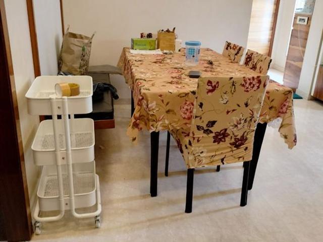 Flat for rent in Khar, Mumbai