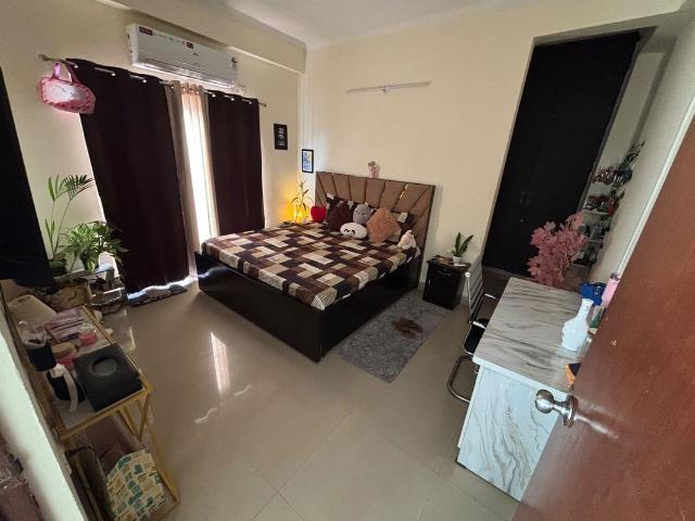 Flat for rent in IITL NIMBUS THE HYDE PARK, Noida