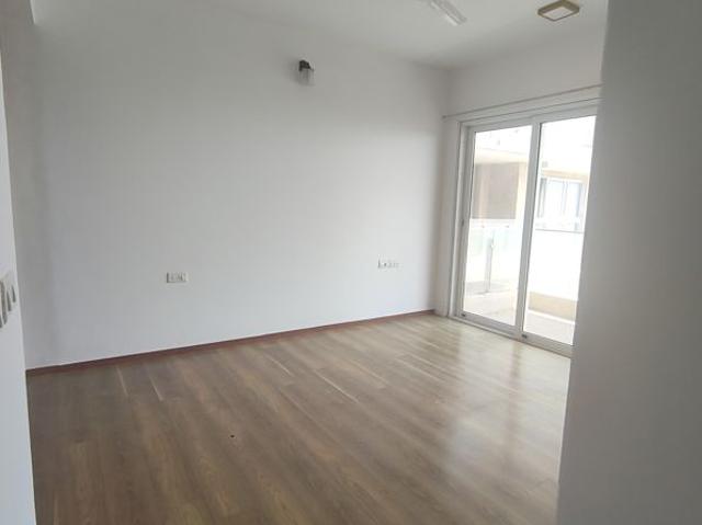 Flat for rent in Sewri, Mumbai City District