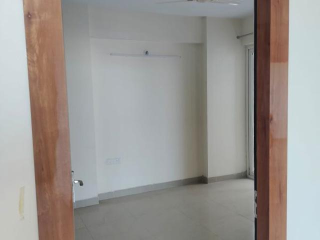Flat for rent in Noida, Gautam Buddha Nagar