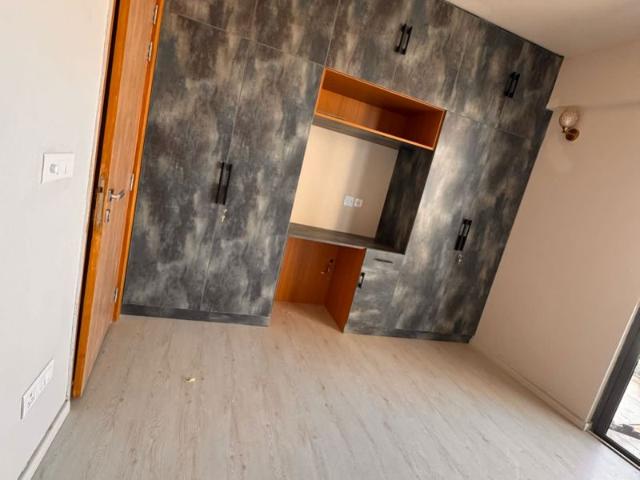 Flat for rent in Gurgaon, Gurugram