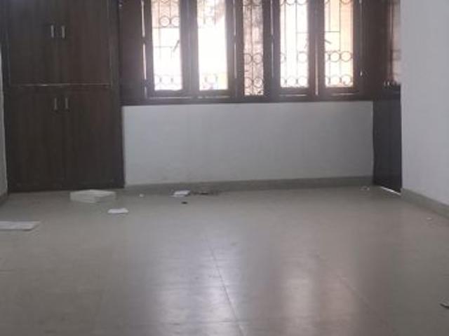 Flat for rent in Sarita Vihar, Delhi