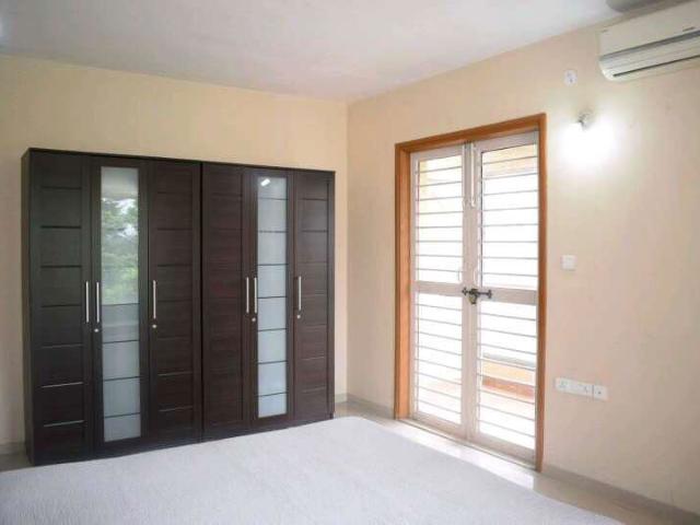 Flat for rent in Ghorpuri, Pune