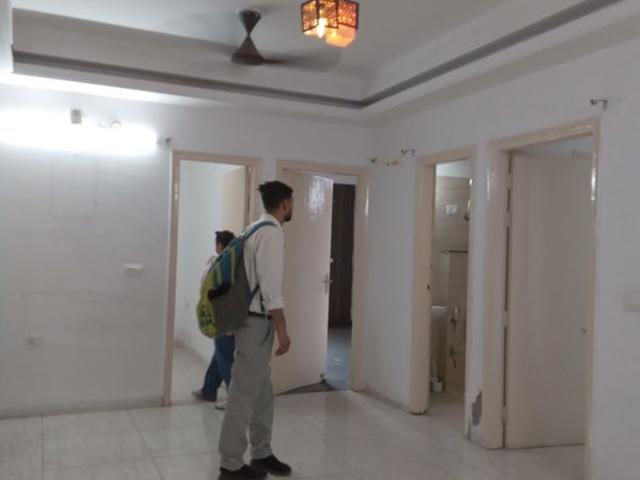 Flat for rent in Noida, Gautam Buddha Nagar