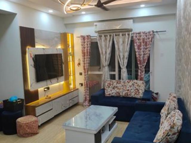 Flat for rent in MAHAGUN MODERNE, Noida