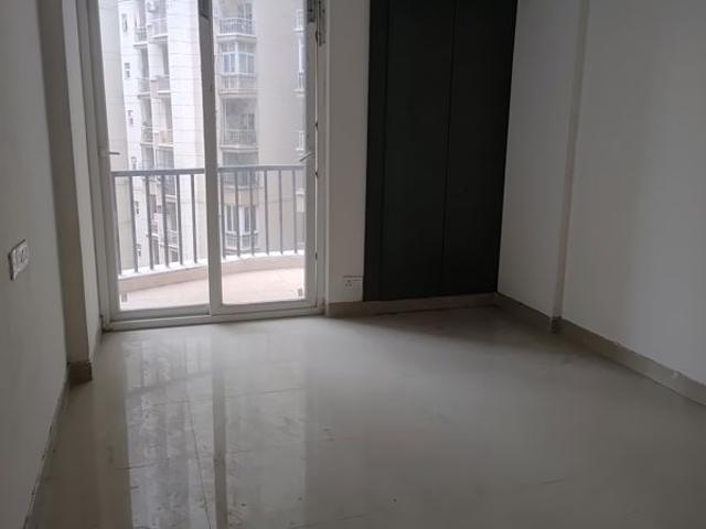 Flat for rent in Barola, Noida