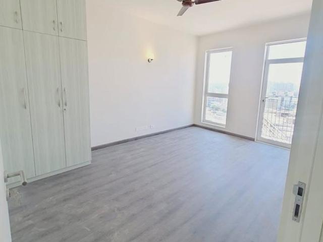 Flat for rent in Sector 67, Gurugram