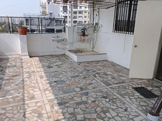 Flat for rent in Erandwane, Pune
