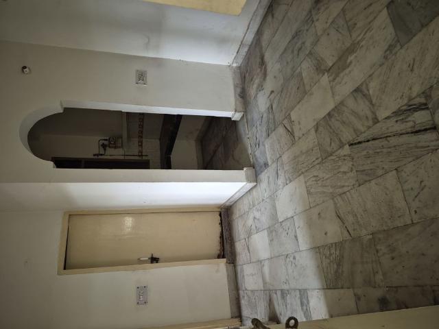 Property for rent in East Delhi, Deri