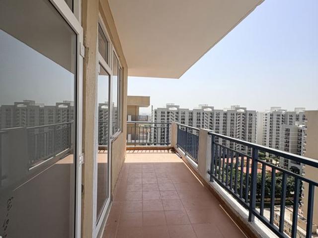Flat for rent in Manesar, Gurugram